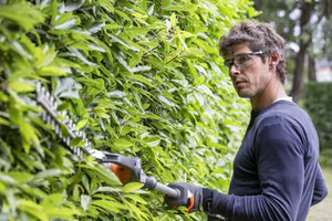 Husqvarna 520iHT4 Telescopic Hedge Trimmer - Skin Only