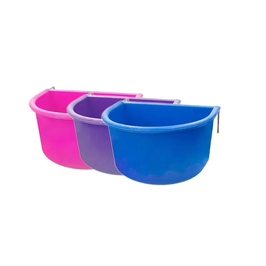 Bainbridge D Feeder Plastic