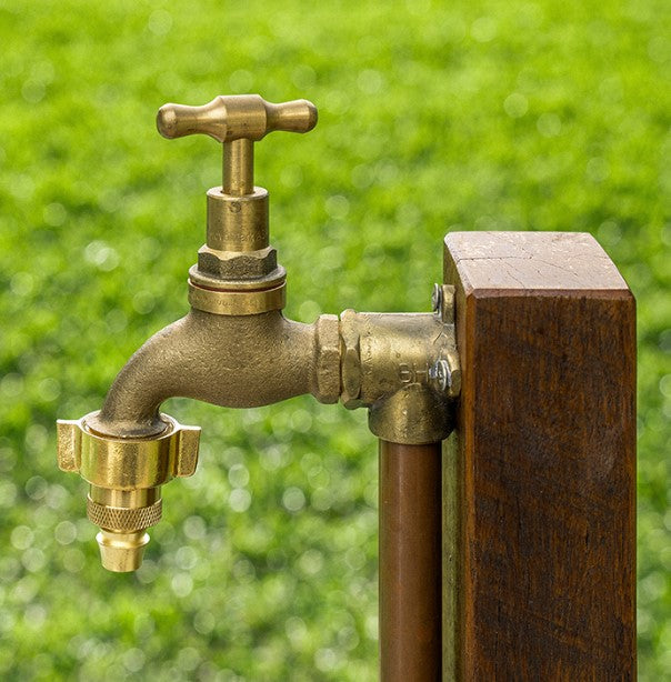 Neta Brass 12mm Screw On Tap Adaptor