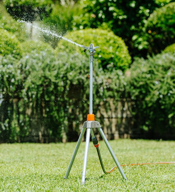 Neta Metal Tripod Impulse Sprinkler