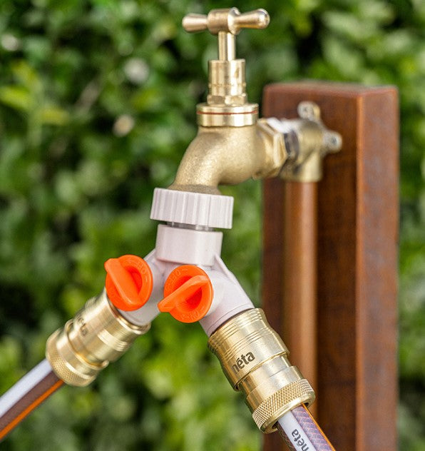 Neta Plastic 12mm Universal Twin Tap