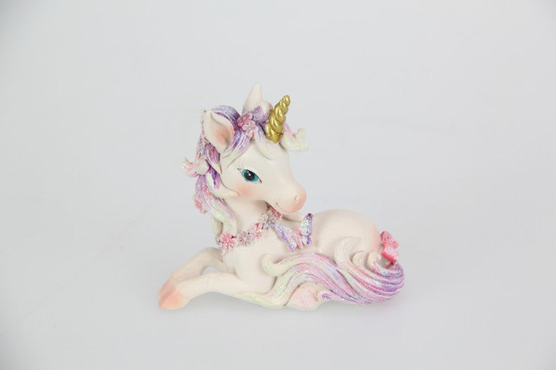 Sitting Unicorn with Butterfly Asstd 8cm