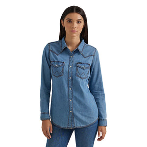 Wrangler Womens Classic Fit Denim Shirt