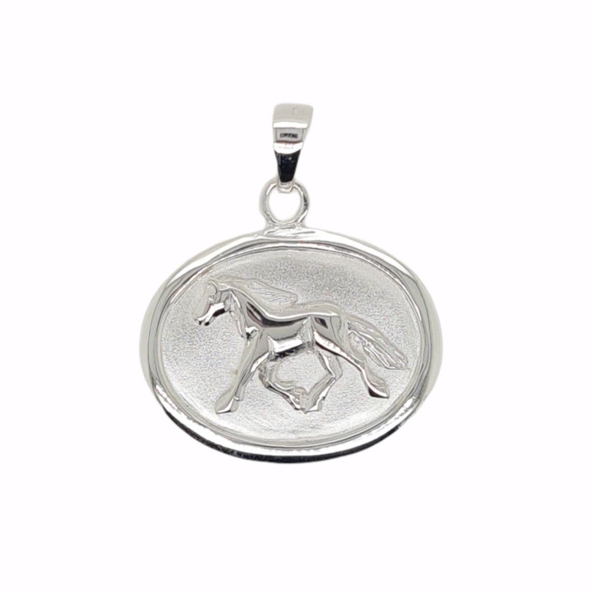 MCJ 602 Oval Horse Pendant