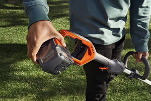 Husqvarna 215iL Trimmer - Skin Only