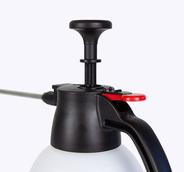 Solo 402 2L Manual Sprayer