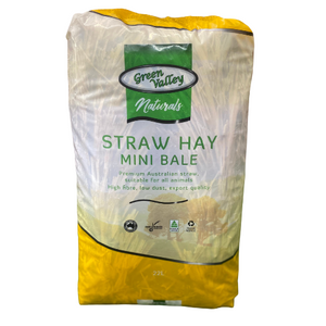 Green Valley Naturals Mini Straw Bale 22L